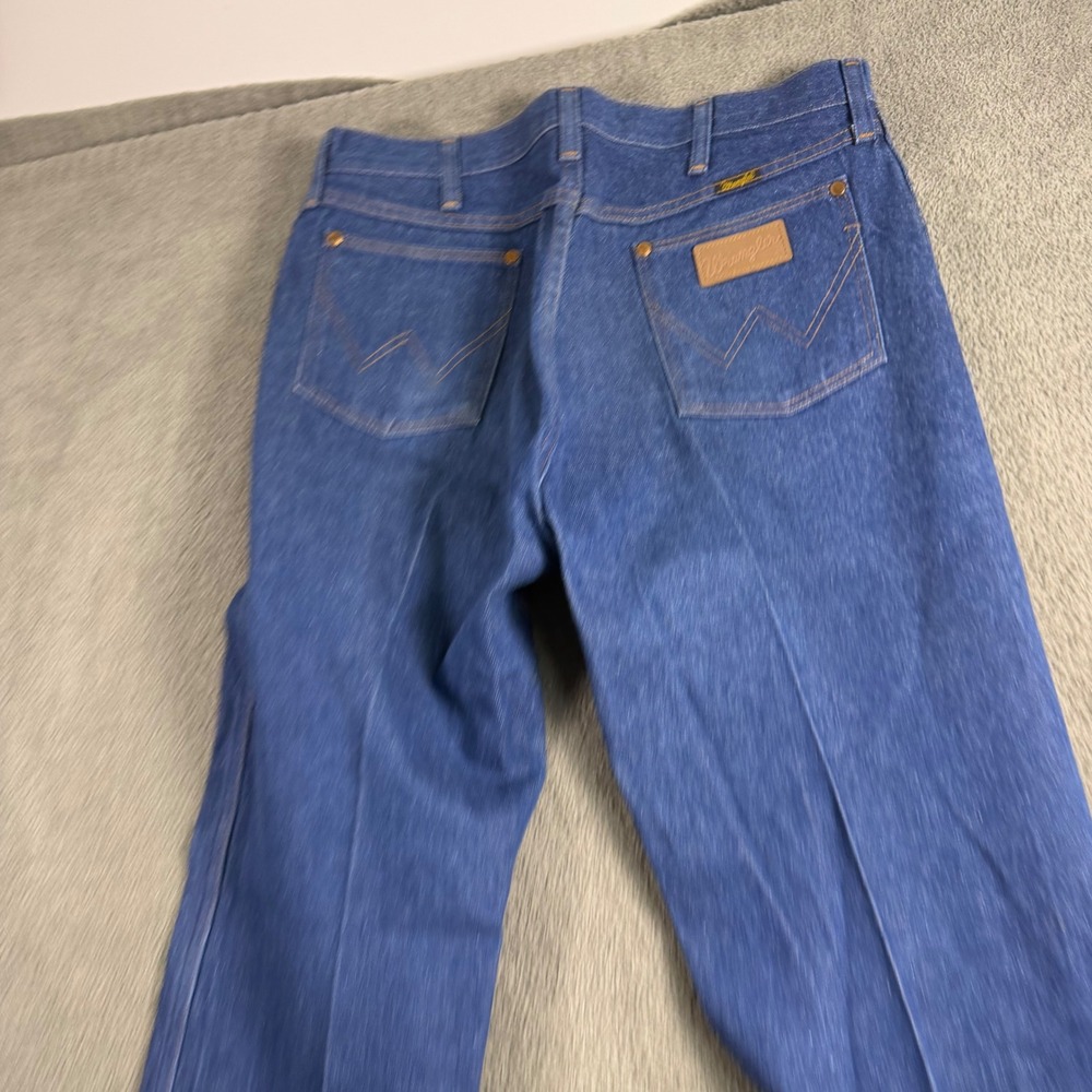 Wrangler 13MWZ Cowboy Cut Blue Jeans Mens 35x32 Made in USA Vintage High Rise